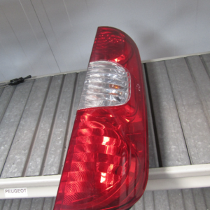 PILOTO TRASERO DERECHO FIAT DOBLO