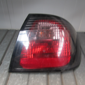 PILOTO TRASERO DERECHO NISSAN PRIMERA 4P 98-02