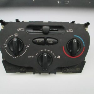 MANDOS ACLEFACCION PEUGEOT 206 1068701 BEHR 99210