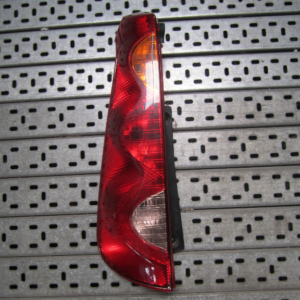 PILOTO TRASERO IZQUIERDO NISSAN NOTE