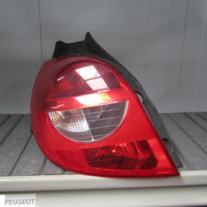 PILOTO TRASERO IZQUEIRDO RENAULT CLIO III 2008