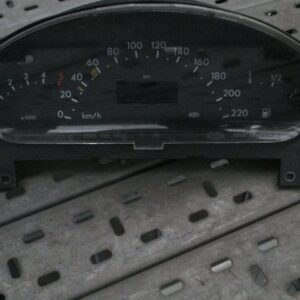 CUADRO INSTRUMENTOS MERCEDES VANEO A4144461221/K6