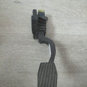 POTENCIOMETRO PEDAL OPEL CORSA D 1.2i 13305804