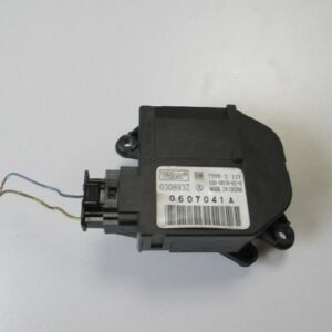 MOTOR TRAMPILLA CALEFACCION OPEL CORSA C 03089Z