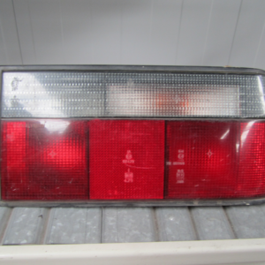 PILOTO TRASERO DERECHO RENAULT 9 F2