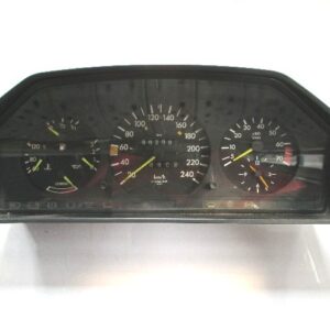 CUADRO INSTRUMENTOS MERCEDES W124 260E