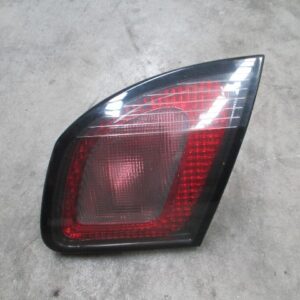 PILOTO PORTON TRASERO DERECHO NISSAN PRIMERA 2001