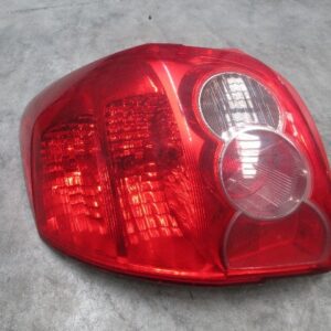 PILOTO TRASERO IZQUIERDO TOYOTA AURIS 2008