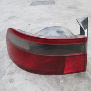 PILOTO TRASERO IZQUIERDO HONDA ACCORD 1997