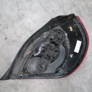 PILOTO TRASERO IZQUIERDO NISSAN ALMERA 2005