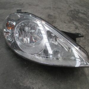 FARO DERECHO MERCEDES CLASE A W169 A1698200261