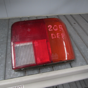PILOTO TRASERO DERECHO PEUGEOT 205 FASE 1
