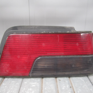 PILOTO TRASERO DERECHO PEUGEOT 405 F2