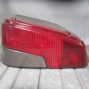 PILOTO TRASERO IZQUIERDO PEUGEOT 106 F1