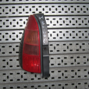 PILOTO TRASERO IZQUIERDO PEUGEOT 306 FAMILIAR F2