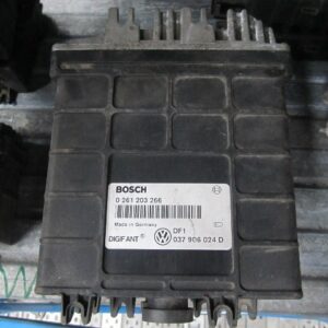 CENTRALITA VOLKSWAGEN 037906024D 0261203266
