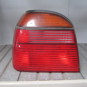 PILOTO TRASERO IZQUIERDO VOLKSWAGEN GOLF III