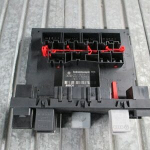 CAJA RELES VOLKSWAGEN GOLF V 1K0937049K