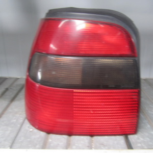 PILOTO TRASERO IZQUIERDO SKODA FELICIA