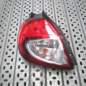 PILOTO TRASERO IZQUIERDO RENAULT CLIO III FASE 2 8200886944 96110102G