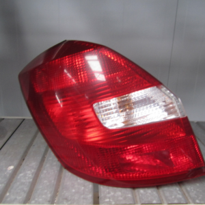 PILOTO TRASERO IZQUIERDO SKODA FABIA 2007