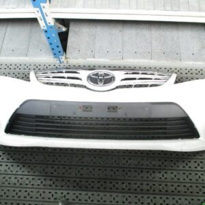DEFENSA DELANTERA TOYOTA AVENSIS 2015 NIEBLA LAVAFAROS BLANCO