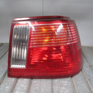PILOTO TRASERO DERECHO SEAT IBIZA 6K2 1999-2001