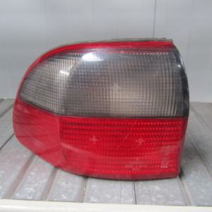 PILOTO TRASERO IZQUIERDO OPEL OMEGA 94-99