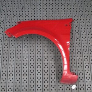 ALETA DELANTERA IZQUIERDA RENAULT CLIO III ROJO