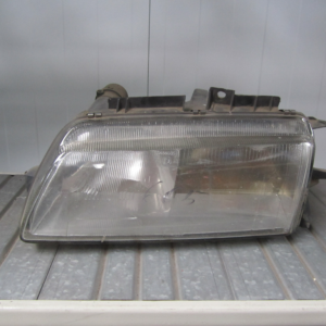 FARO IZ PEUGEOT 605