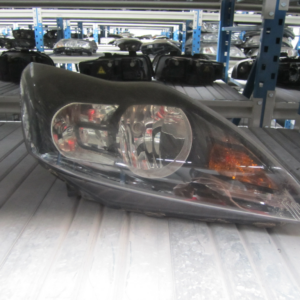 FARO DERECHO FORD FOCUS 2008-2011