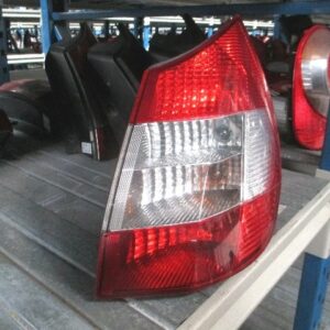 PILOTO TRASERO DERECHO RENAULT SCENIC II 8200493375