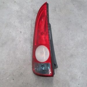 PILOTO TRASERO IZQUIERDO RENAULT ESPACE 2003-2006 8200027153