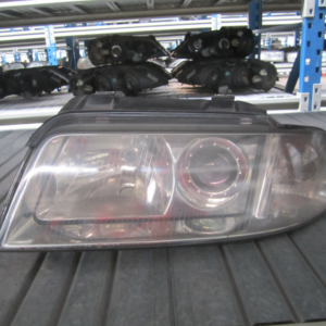 FARO IZQUIERDO AUDI A4 B5 NIEBLA