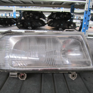 FARO DERECHO AUDI 80 DOBLE OPTICA CON INTERMITENTE