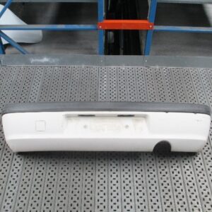 DEFENSA TRASERA FORD FIESTA 2000 BLANCO