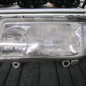 FARO IZQUIERDO AUDI 80 DOBLE OPTICA CON INTERMITENTE