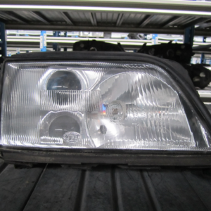 FARO DERECHO AUDI A6 C4 NIEBLA