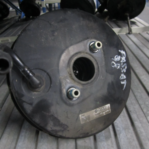 SERVO VOLKSWAGEN 8D0612105F