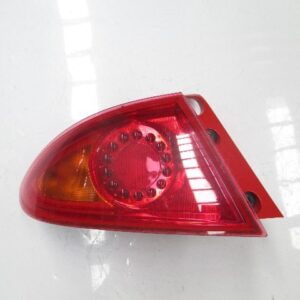 PILOTO TRASERO IZQUIERDO SEAT LEON II 1P0945111D