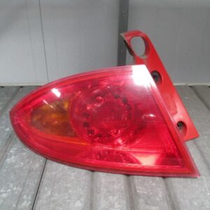 PILOTO TRASERO IZQUIERDO SEAT LEON II FASE 2 1P0945095F