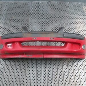 DEFENSA DELANTERA OPEL TIGRA ROJO CON NIEBLA 90483398