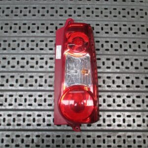 PILOTO TRASERO DERECHO PEUGEOT PARTNER 2010 9680607880
