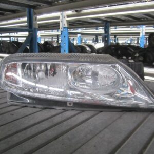 FARO DERECHO RENAULT LAGUNA II