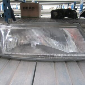 FARO DERECHO MITSUBISHI CARISMA