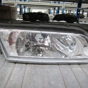 FARO DERECHO NISSAN ALMERA 1999