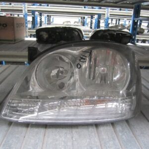 FARO IZQUEIRDO NISSAN ALMERA TINO