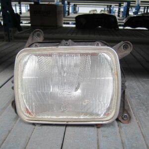 FARO DERECHO NISSAN PATROL