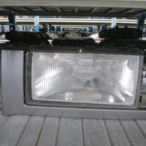 FARO IZQUIERDO VOLVO 740