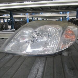 FARO IZQUIERDO TOYOTA COROLLA SEDAN 02-04